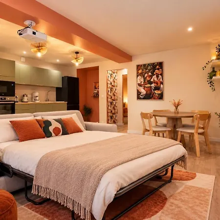Casa Calma – Spa&cinéma Privés Сasa de vacaciones *